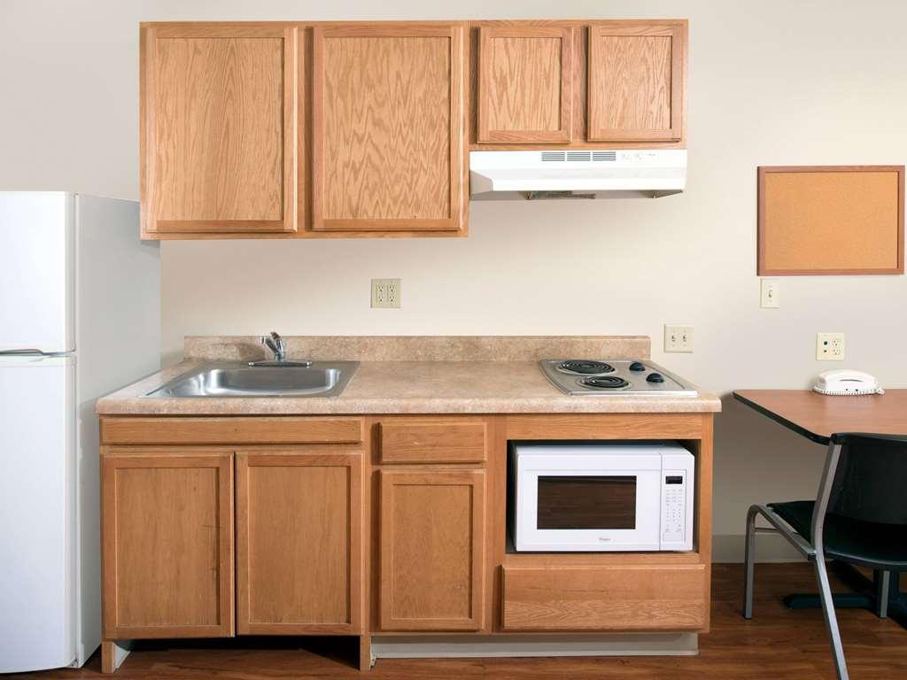 Extended Stay America Select Suites - Kalamazoo - West Rom bilde